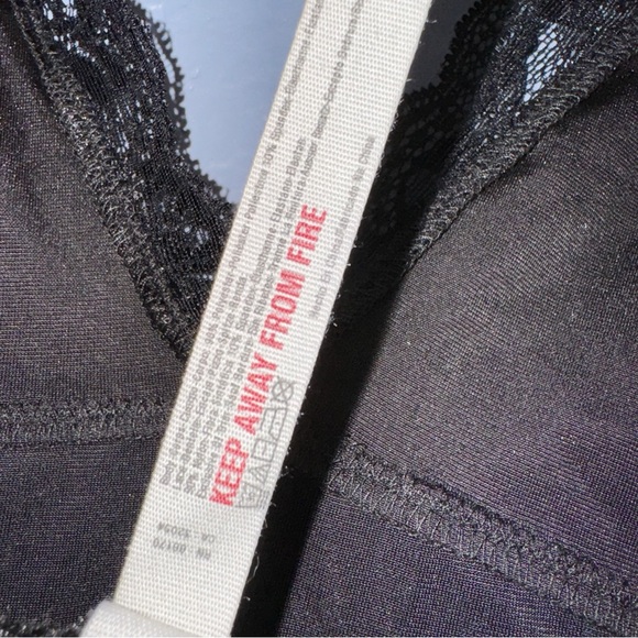 Free People Black Velvet Mini Dress Lace Size Medium - Picture 7 of 7